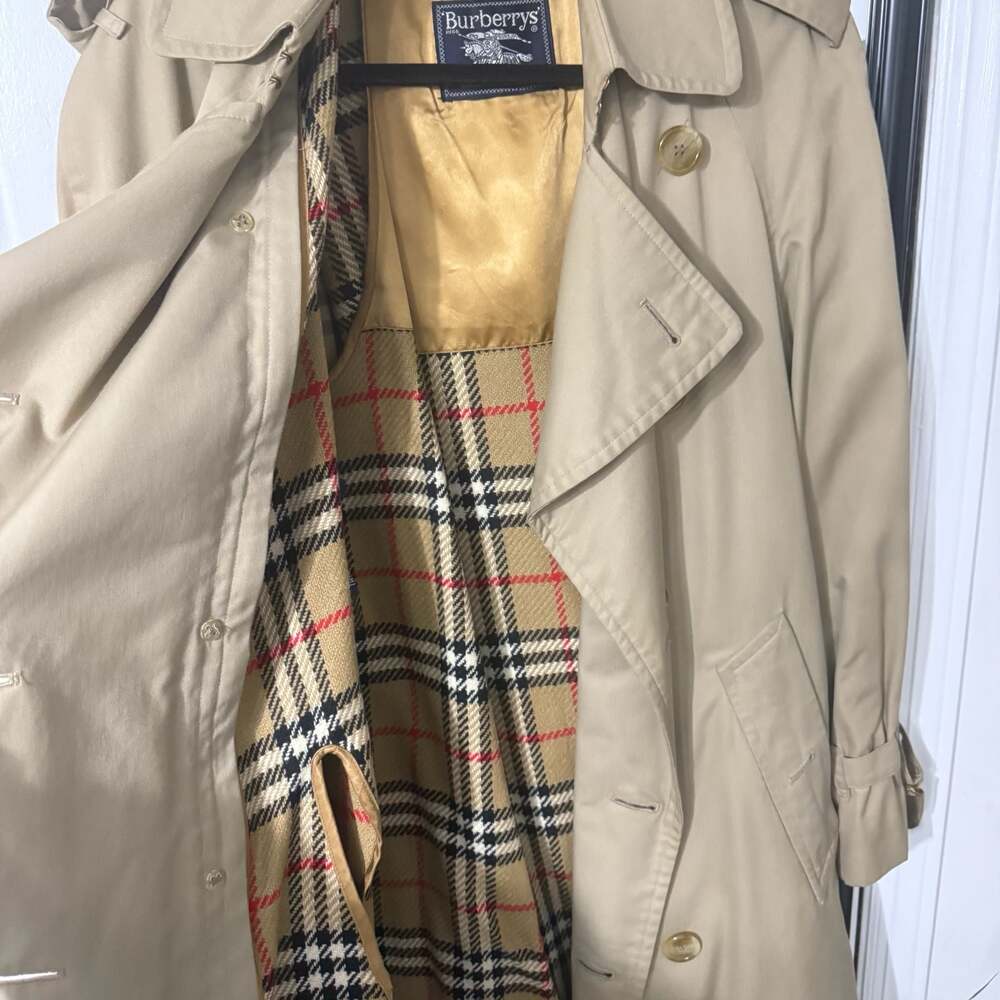 Vintage Burberrys Made in England Trench Coat with Nova Check Lining - Picture 3 of 9